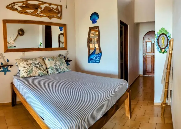 Tico Tiki Vacation Villa, 3 Bedroom Сasa de vacaciones *