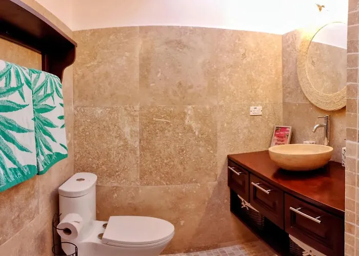 Tico Tiki Vacation Villa, 3 Bedroom Sámara