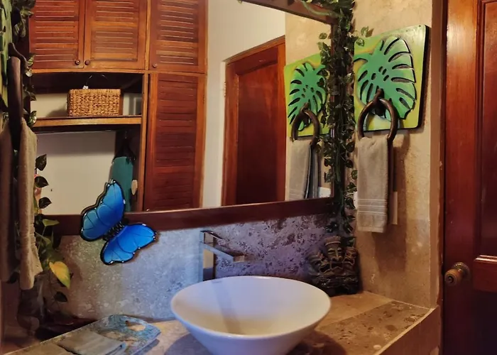 Сasa de vacaciones Tico Tiki Vacation Villa, 3 Bedroom
