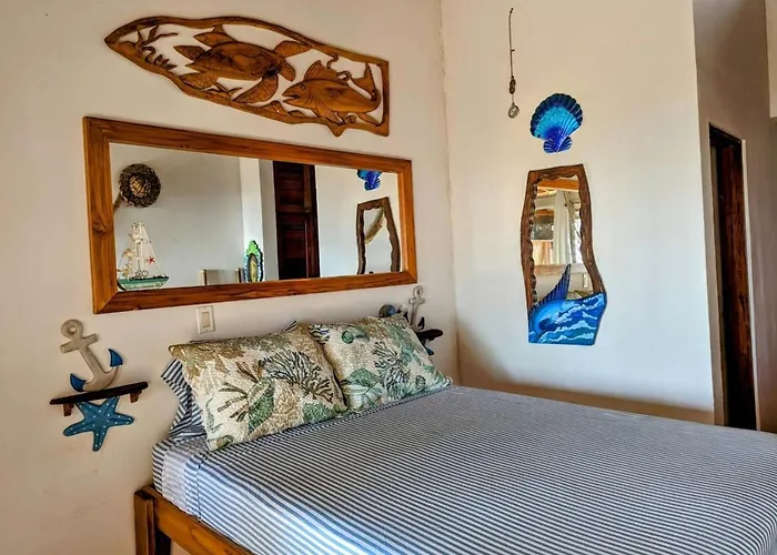 Сasa de vacaciones Tico Tiki Vacation Villa, 3 Bedroom
