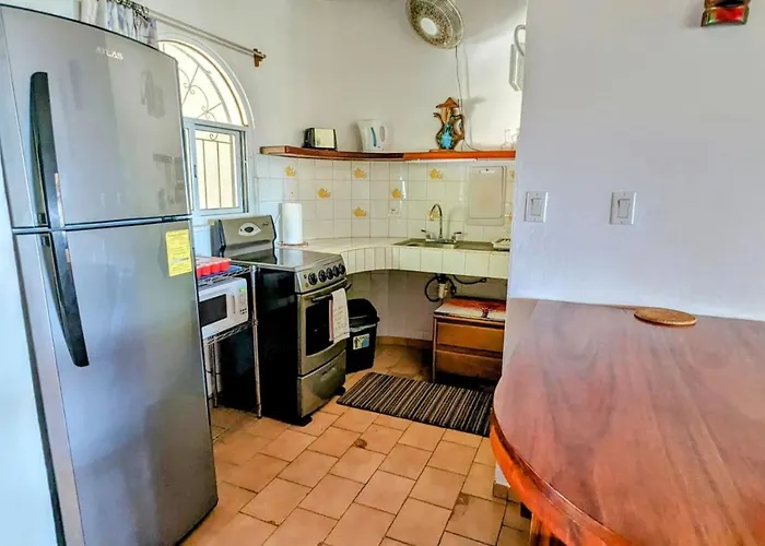 Tico Tiki Vacation Villa, 3 Bedroom * Sámara