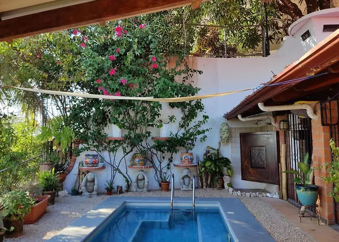 Tico Tiki Vacation Villa, 3 Bedroom Сasa de vacaciones *