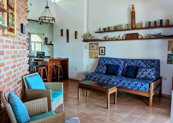Сasa de vacaciones Tico Tiki Vacation Villa, 3 Bedroom